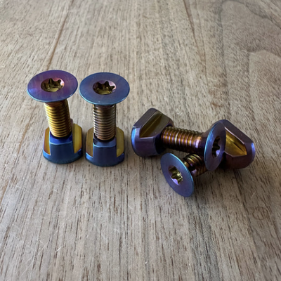 HAIKU Sports M8 Titanium T-Nut & Schroevenset